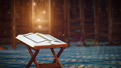 لمن يتسابق بتعدد ختمات المصحف.. 7 أمور هامة تفوتك في تدبر القرآن