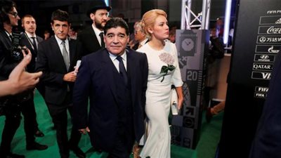 حروب قانونية شرسة بين ورثة مارادونا.. اعرف الكواليس