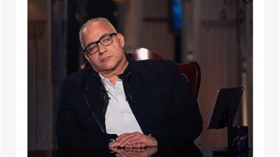 بيومي فؤاد يعلق على أزمته مع محمد سلام وكاملة أبو ذكري