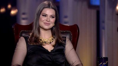 تأجير الأرحام والقبلات والمشاهد الجريئة.. أبرز تصريحات يسرا اللوزى