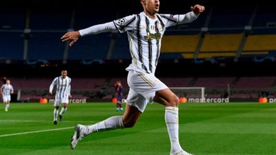 ”رونالدو ينتصر على ميسي”.. يوفنتوس يقتل برشلونة بثلاثية ويخطف صدارة الأبطال