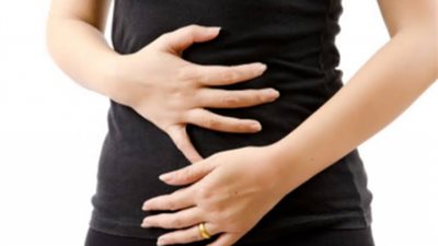 بدون أدوية.. تخلصي من غازات البطن بهذه الوصفات المنزلية