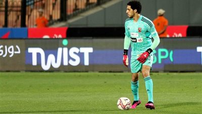 مصطفى شوبير بطل الشوط الأول من مباراة الأهلي ضد سيمبا