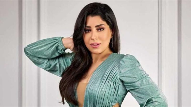 الفنانة أيتن عامر