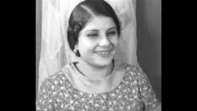 والدة إسعاد يونس وصديقة العندليب عبد الحليم حافظ.. وشقيقتها مطربة  معروفة.. وزوجها أحد الضباط الأحرار .. حكايات كوكب صادق