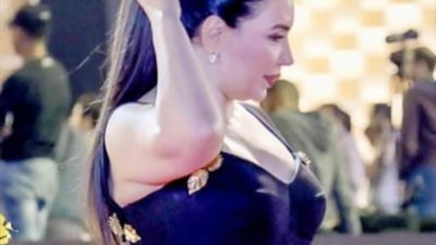 بالصور.. عبير صبري تثير الجدل بإطلالة جريئة