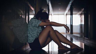 تؤخر الحمل وتزيد من اقتراب سن اليأس.. عادة ضارة للمرأة يجب الحذر منها