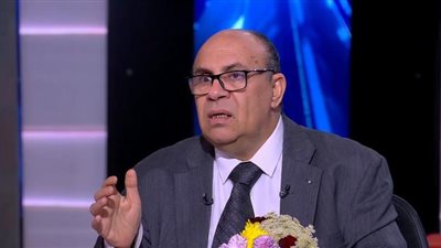 أبرزها تعليقه على عادل إمام.. مبروك عطية يثير جدلًا جديدًا بهذه التصريحات