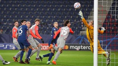 أتلتكو مدريد ينهي الشوط الاول بهدف في شباك سالزبورج ويقترب من التأهل