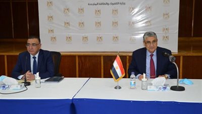 كواليس اجتماع شاكر مع ممثلي الشركات المصرية العاملة في مجال الكهرباء