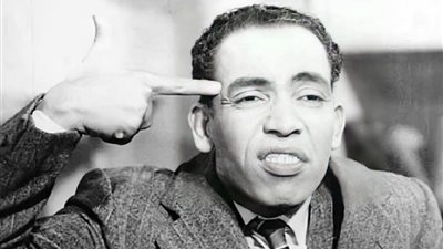 حكايات إسماعيل ياسين مع الصدقة والفقراء في شهر رمضان