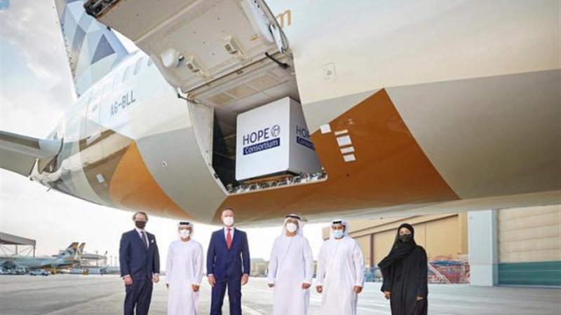 الإمارات تساهم في