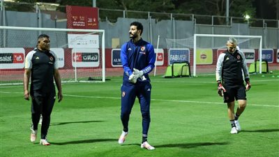 موقف محمد الشناوي من قمة الأهلي ضد الزمالك في الدوري