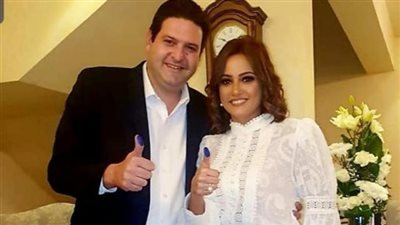 بشرى تعقد قرانها على زوجها في حفل عائلي