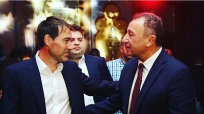 الخطيب يكشف لأول مرة أسباب الاستغناء عن فايلر والتعاقد مع موسيماني