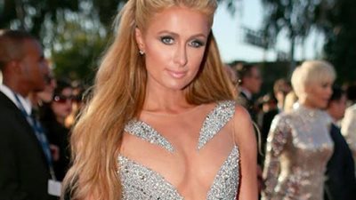 أُجبرت على التعري.. أسرار صادمة عن حياة باريس هيلتون