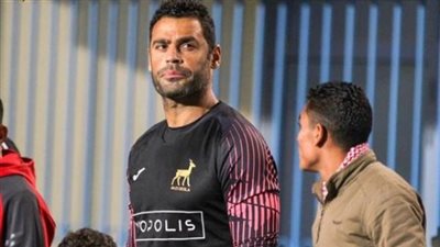 ”عبد المنصف يكتب التاريخ”.. يتخطي رقم ”جيجز” ويعادل ”توتي”