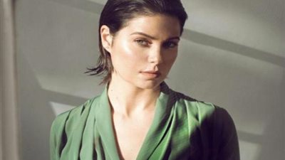 يسرا اللوزي ترد على منتقدي صورتها ”شبه العارية” بتصريح صادم