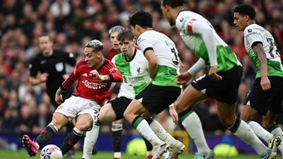 30 دقيقة..  ليفربول يتقدم ضد مانشستر يونايتد بهدف في الدوري الإنجليزي