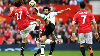 ليفربول يتعادل ضد مانشستر يونايتد 2-2 في الدوري الإنجليزي