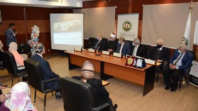 خريجى الأزهر تحتفل بتدريب 7500 أزهرى ضمن مشروع سفراء الأزهر