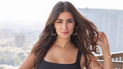 هدى الإتربي:”حبيت لقب قنبلة الجيل وهعمل أغنية قريب والكراش بتاعي عيسي الوزان”