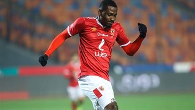 فحوصات طبية لأجايي غدا لتحديد موقفه من المشاركة أمام سونديب بدوري الأبطال