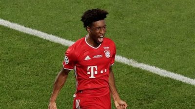 رئيس بايرن ميونخ يتغنى بإداء كومان