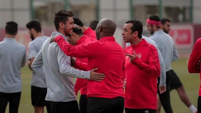 موسمياني يحفز محمد شريف بمران الأهلي