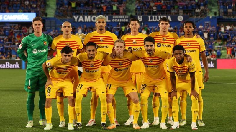 برشلونة ضد باريس