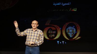 محمد صبحي يجري البروفات النهائية لاحتفال ”50 سنة فن” (صور)