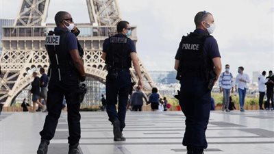 فرنسا من الحجر الصحي إلى حظر التجوال