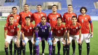 لاعبو منتخب الشباب  يواصلون رفضهم مغادرة تونس بـ”فيديو”