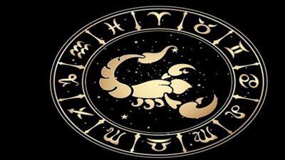 حظك اليوم 15 أبريل 2024.. نجاح عملي للعقرب والقوس يواجه التوترات العاطفية