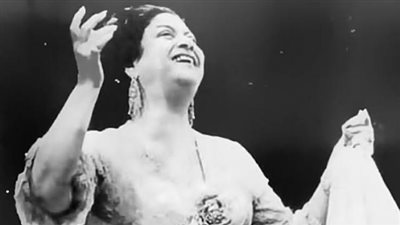 حكاية قصيدة ”مصر تتحدث عن نفسها” غنتها كوكب الشرق وارتبطت بحدث سياسي