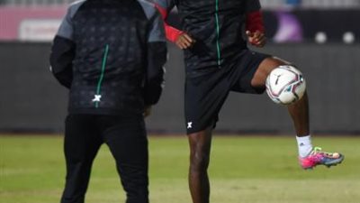 عاشور وروماريو مفاجئة العميد لسامى