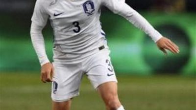 النصر السعودي يخسر جهود الكوري كيم سو لفترة طويلة بسبب الإصابة