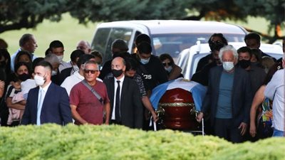 محكمة أرجنتينية تقضي بحرمان عائلة مارادونا من حرق جثته بسبب ”قضية نسب”