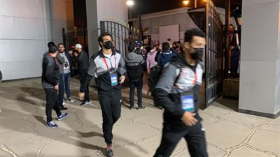 وصول الزمالك لاستاد الدفاع الجوي (صور)