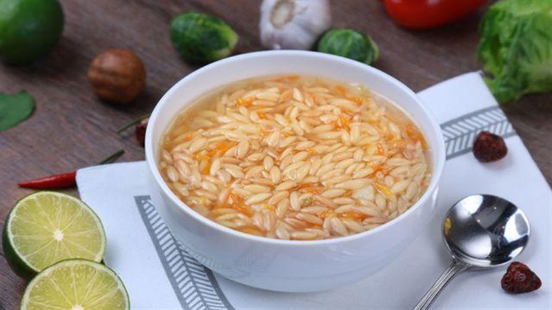 شوربة لسان عصفور