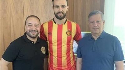 النقاز يسجل ويقود الترجي للفوز وصدارة الدوري التونسي مؤقتًا