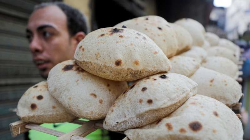 خفض أسعار رغيف العيش