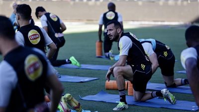 تفاصيل التدريب الأخير لـ الأهلي في الكونغو استعدادا لمواجهة مازيمبي..صور