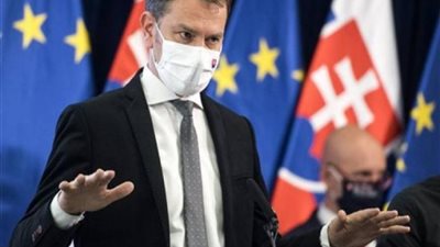 إصابة رئيس وزراء سلوفاكيا بفيروس كورونا