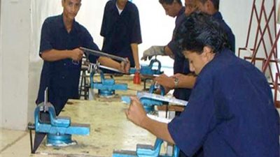 وداعا لشهادات الحائط.. التعليم الفني يحظى بأهمية مثل كليات القمة