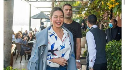 لقاء الخميسي تكشف عن تطورات حالتها الصحية بعد تعرضها لحادث سيارة