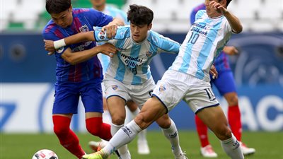 يون بيت جارام لاعب أولسان هيونداي يتوج بجائزة أفضل لاعب في دوري أبطال آسيا