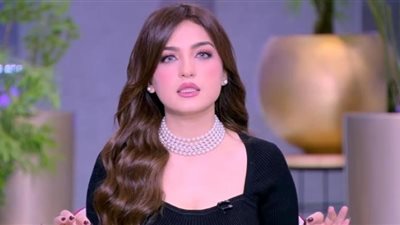 ياسمين عز.. أسرار المذيعة المثيرة للجدل (فيديوجراف)