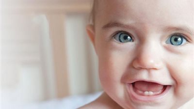 بالأعشاب.. روشتة سحرية لعلاج تأخر  ظهور الاسنان عند الأطفال