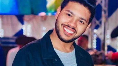 محمد شاهين يطلب الدعاء لوالدته ويكشف تفاصيل حالتها الصحية